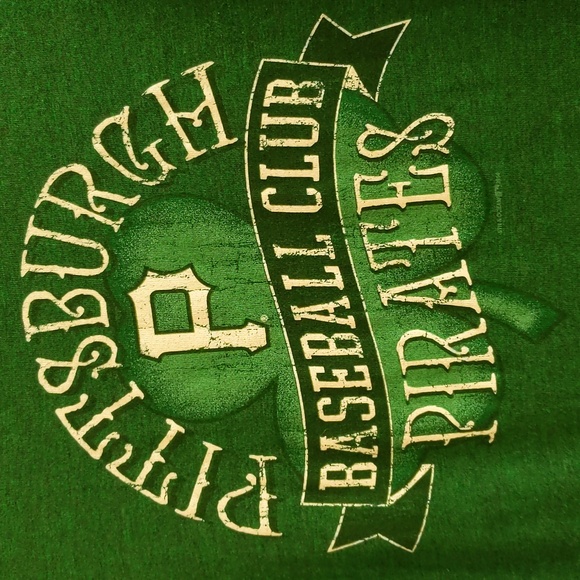 Women's Pittsburgh Pirates St Patrick's Day Short Sleeved Shirt - Picture 2 of 4